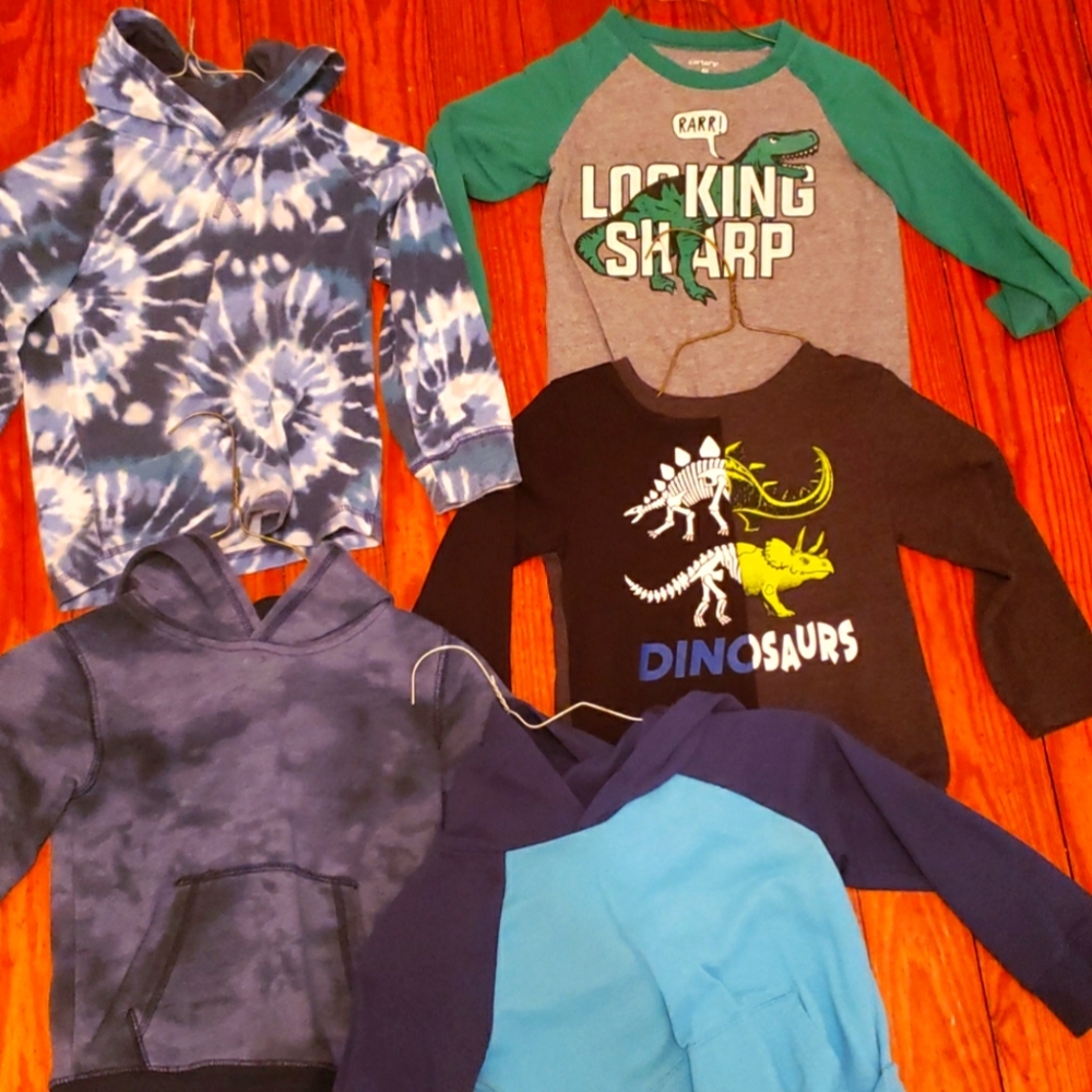 Boys hoodies & long sleeve shirts.